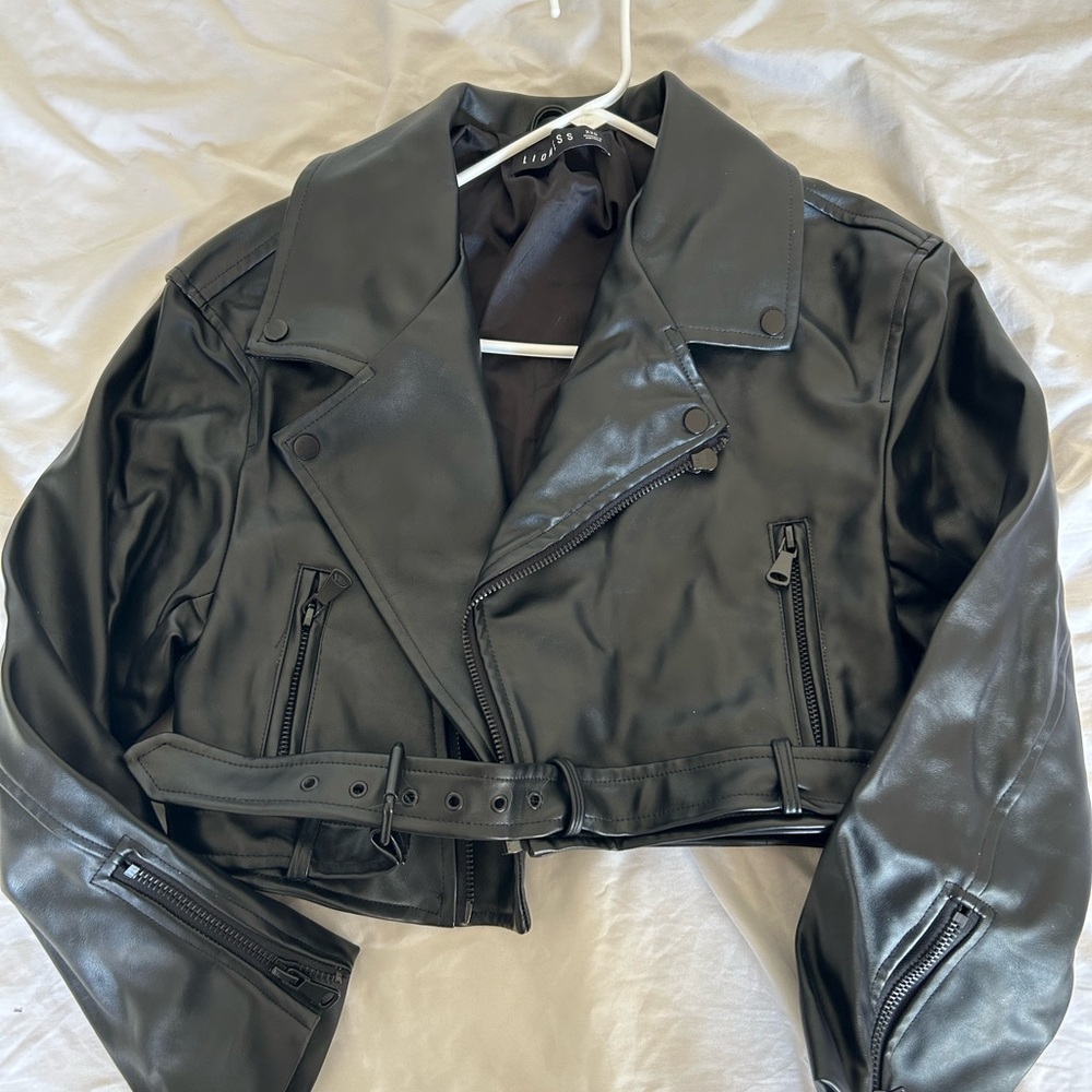 Lioness 100% pu black jacket